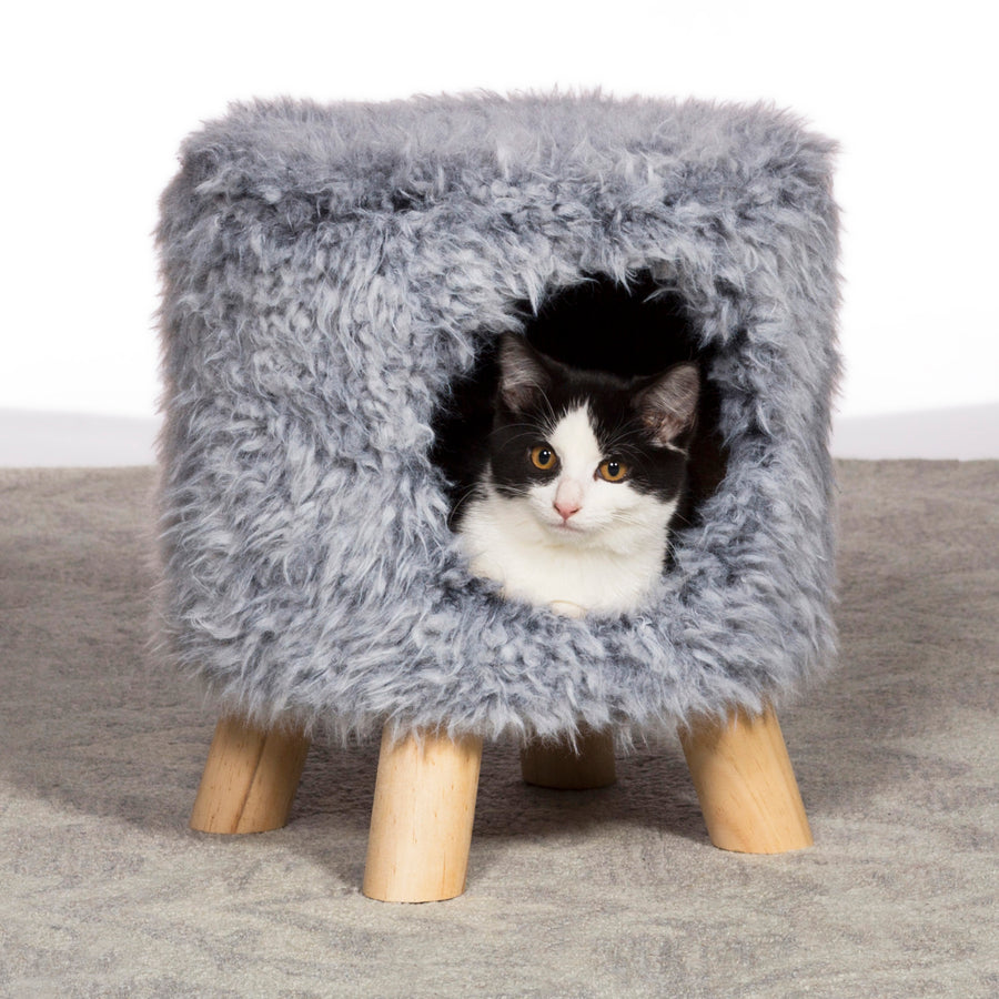 Cozy Cave Luxe Cat Hideaway from Prevue Pet