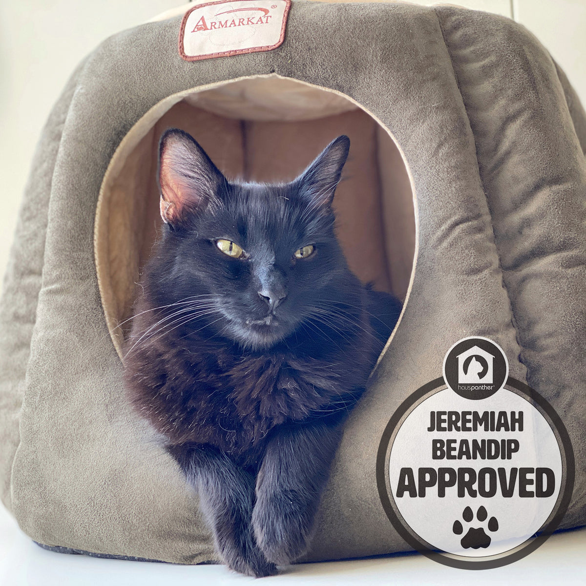 Deluxe Hideaway Cat Beds from Armarkat